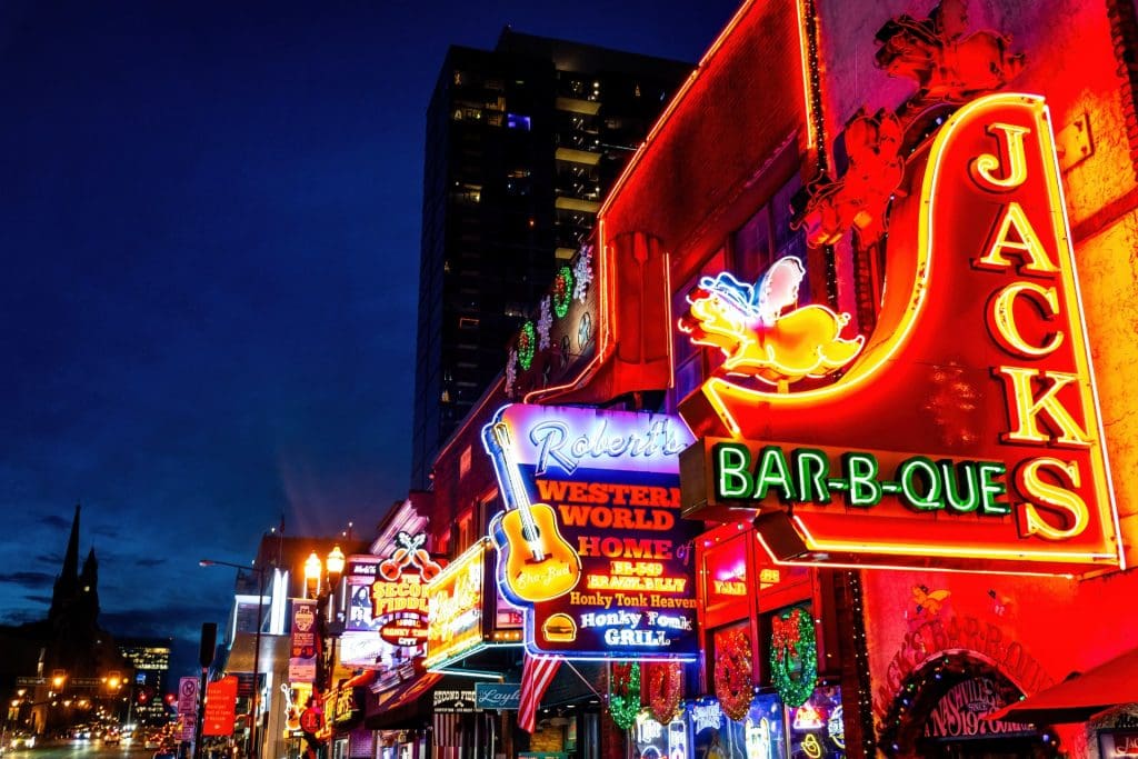 nashville-3-min This image is by Nashville Shuttle.