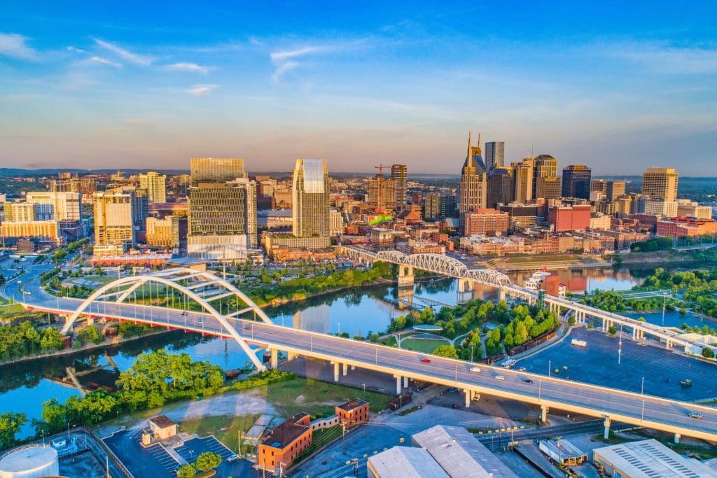 skyline-bg-min Nashville Shuttle